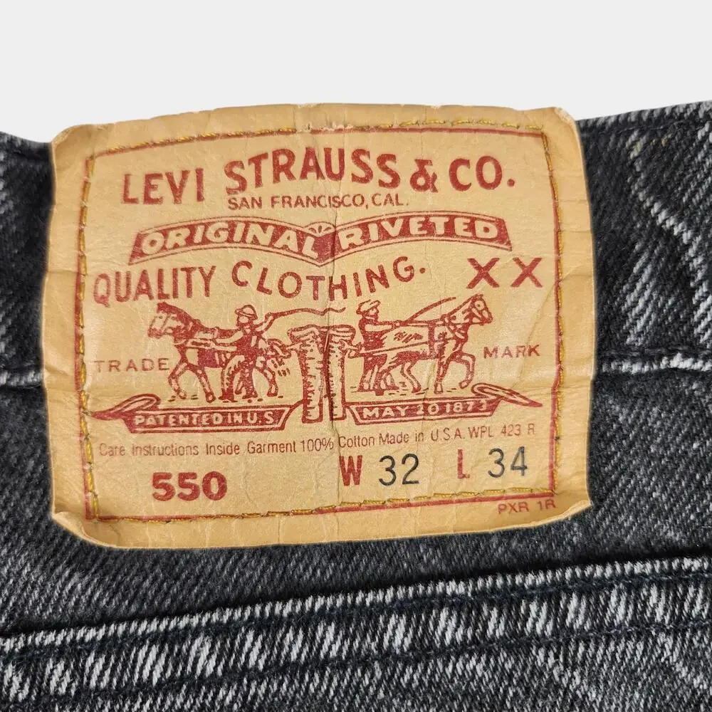 Vintage 80s Levis 550 Jeans Mens Fits 31x32 Black Faded Relaxed Tapered Made USA